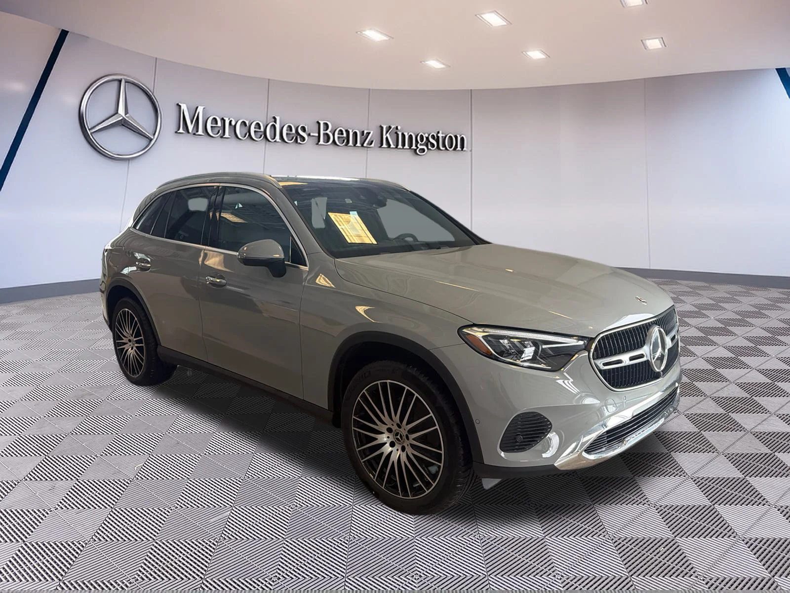 New 2026 Grey Mercedes-Benz GLC 300 4MATIC SUV image 2