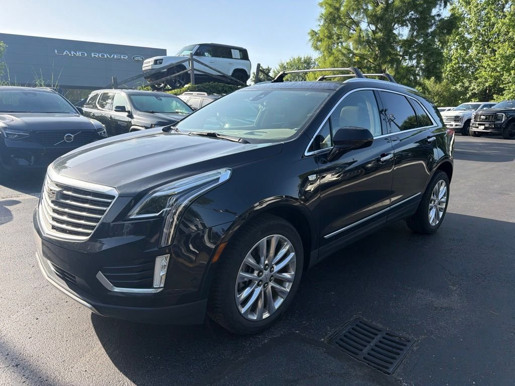 2018 Cadillac XT5 AWD Platinum's photo