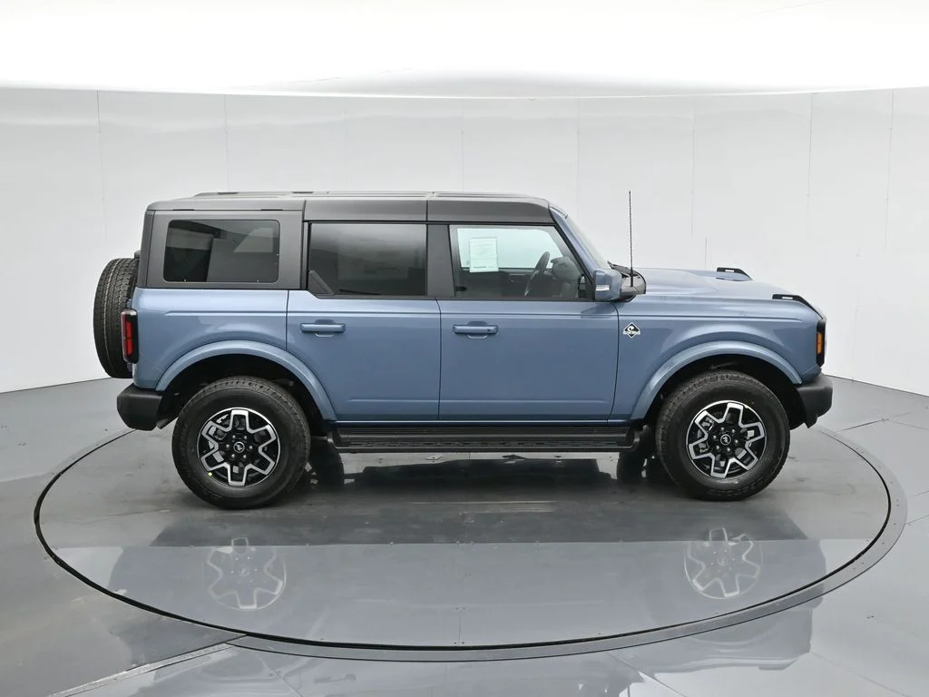 2025 Ford Bronco 4-Door Outer Banks - Photo 44