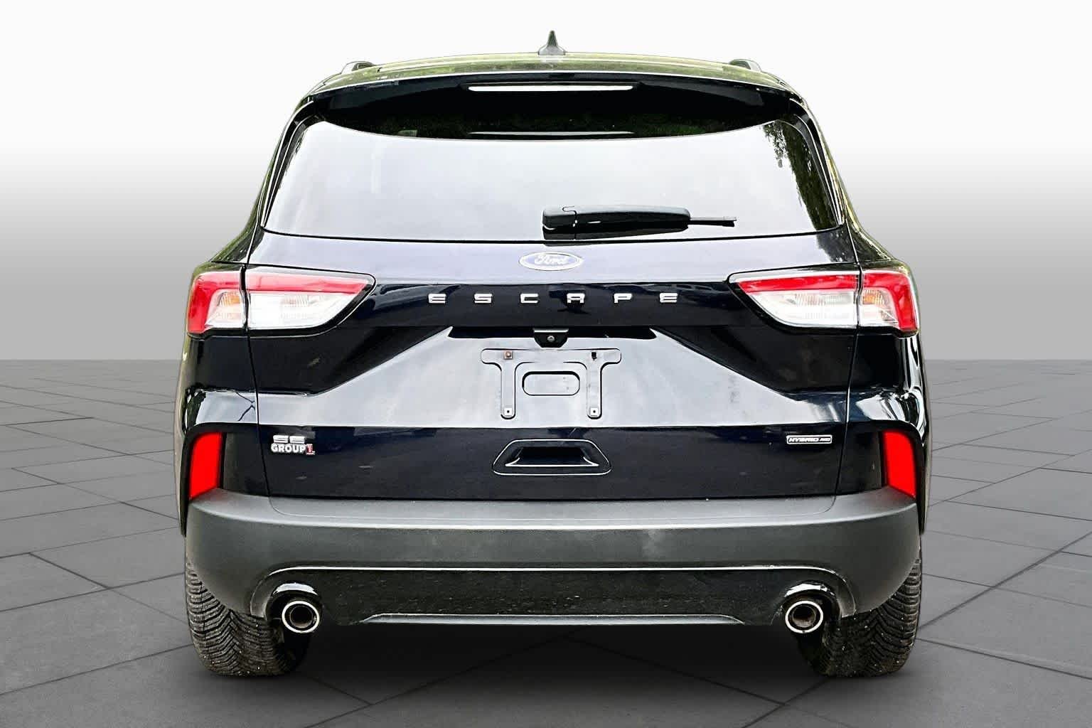 Used 2021 Antimatter Blue Ford SE Hybrid image 5