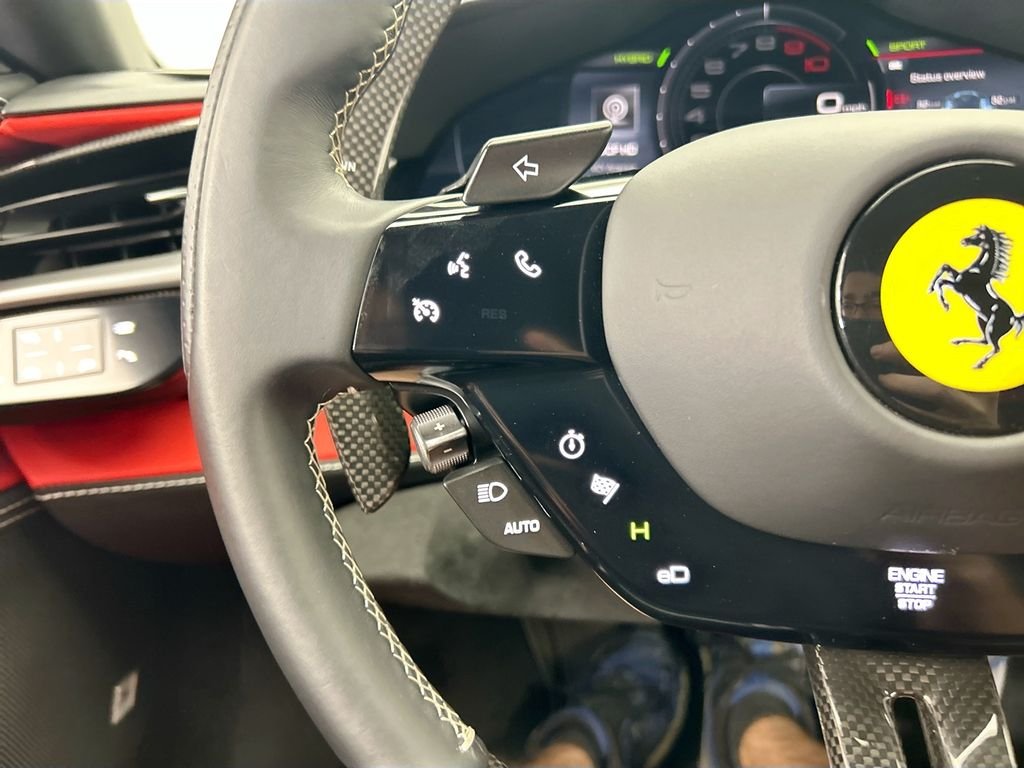 Used 2023 Bianco Avus Ferrari  image 11