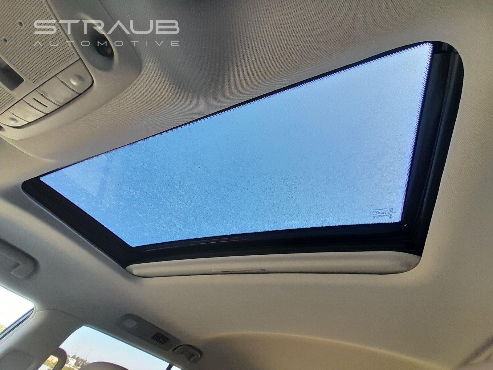Used 2022 Hermosa Blue Pearl Nissan SL image 34