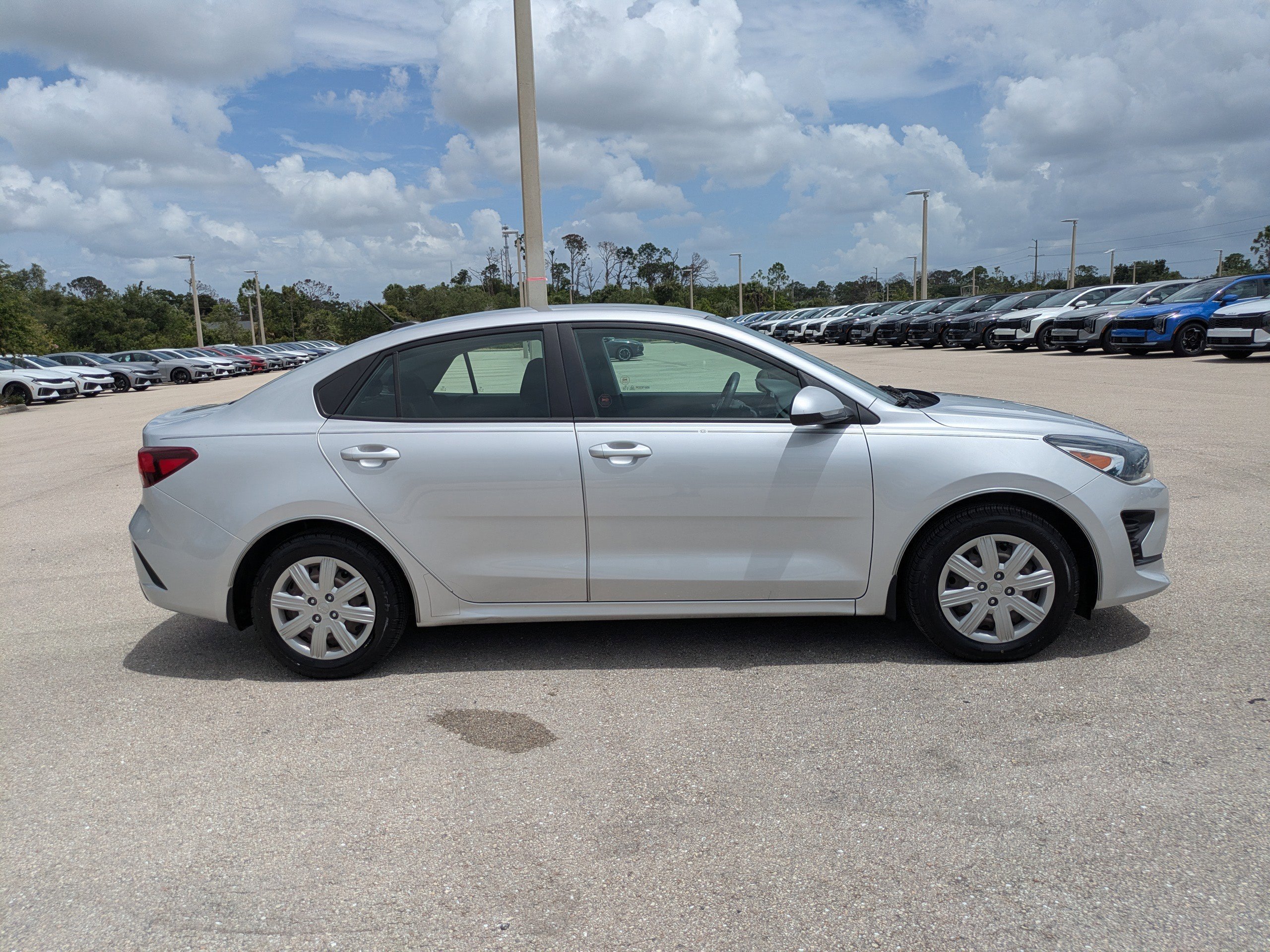 Certified Used 2021 Silky Silver Kia S image 3