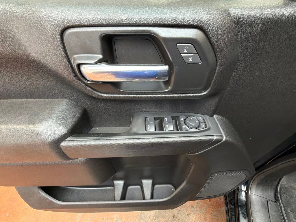 Used 2025 Black Chevrolet Custom image 20
