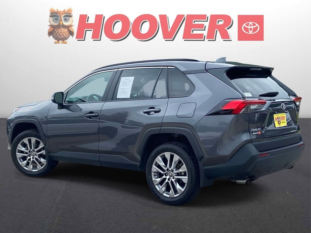 Used 2024 Gray Toyota XLE Premium image 8