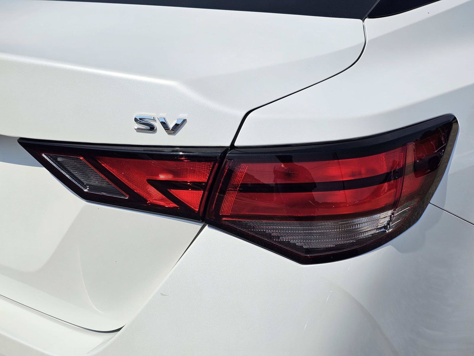 2023 Nissan Sentra SV - Photo 9