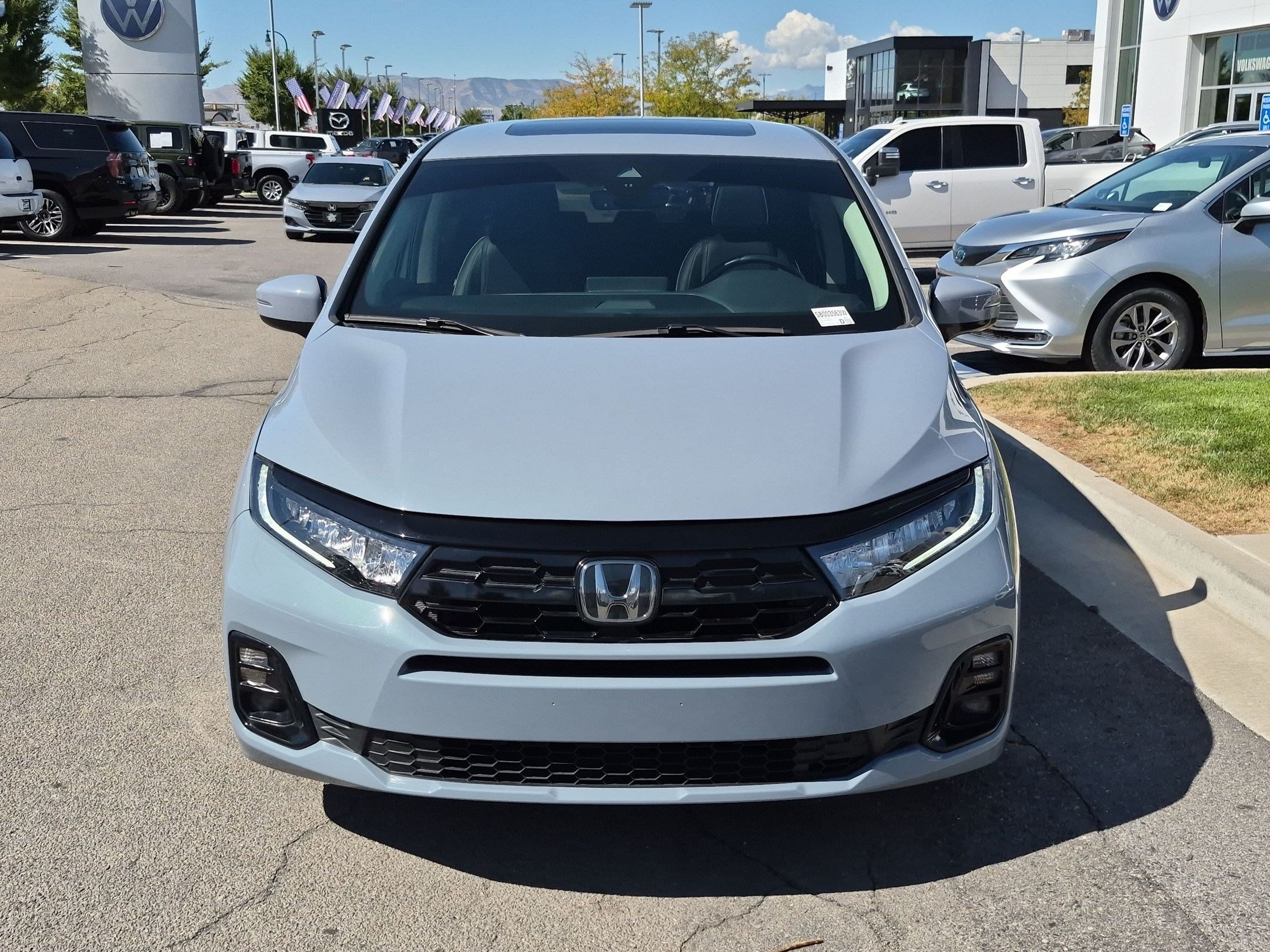 Used 2025 Modern Steel Metallic Honda Elite image 8