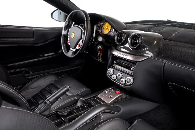 Used 2010 Nero Ferrari  image 53
