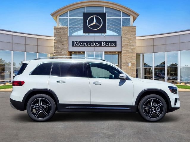 New 2026 Polar White Mercedes-Benz GLB 250 image 5