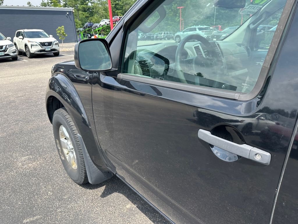 Used 2013 Black Nissan SV image 11
