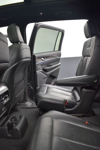 2022 Jeep Grand Cherokee L Overland - Photo 8