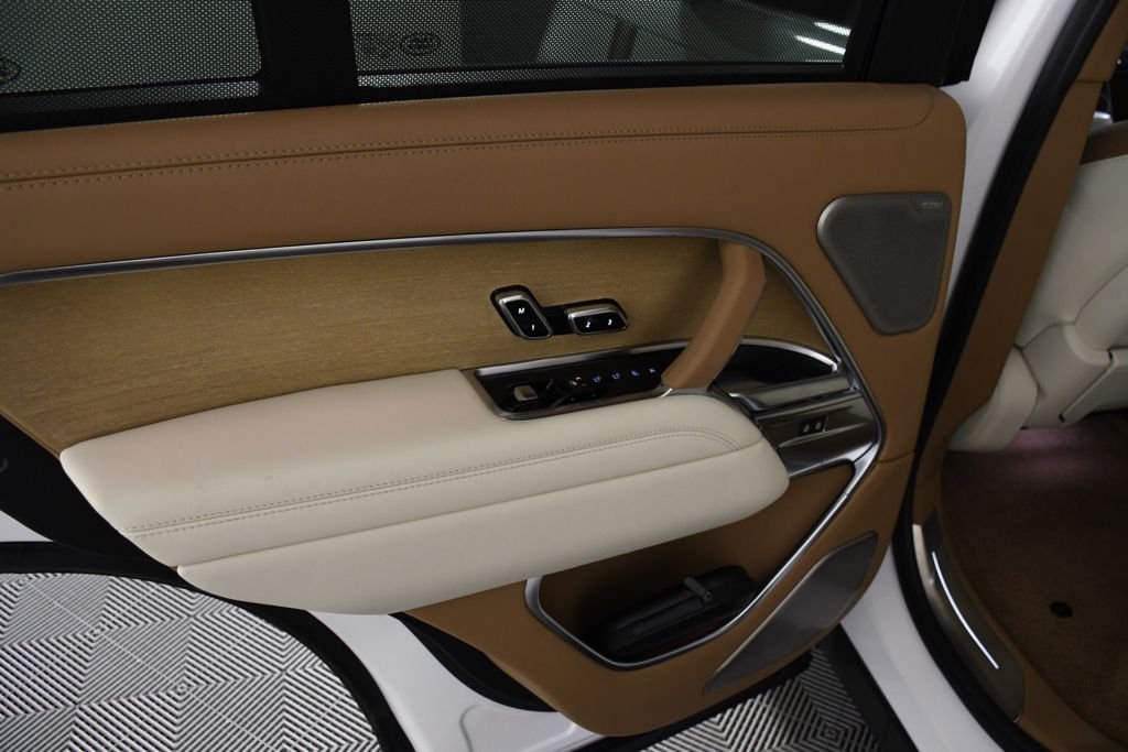 Used 2023 Icy White SV Bespoke Special Effect Gloss Land Rover SV image 25