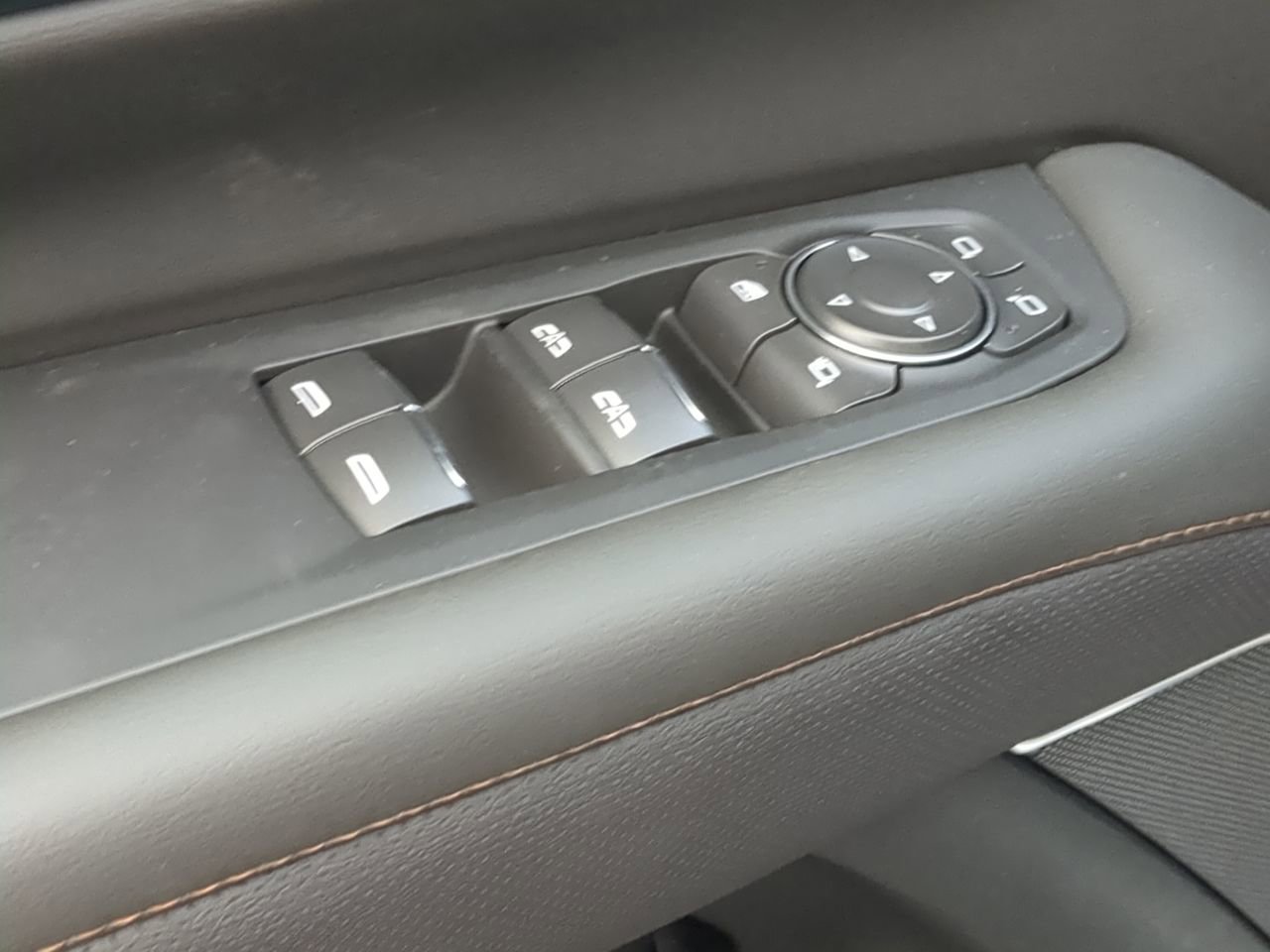 2026 Chevrolet Suburban High Country - Photo 23