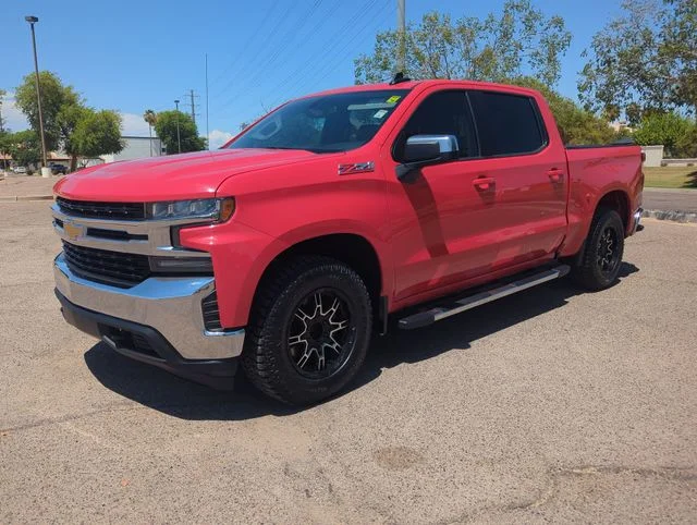 Used 2019 Red Chevrolet LT image 3