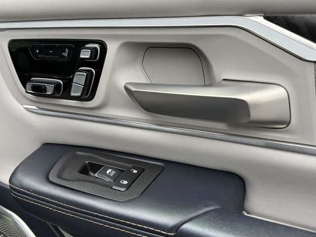 Used 2025 Diamond Black Ram Tungsten image 34