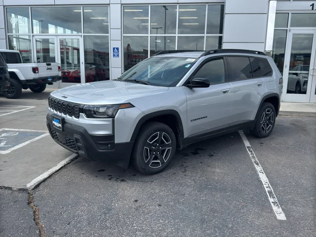 2026 Jeep Cherokee Laredo