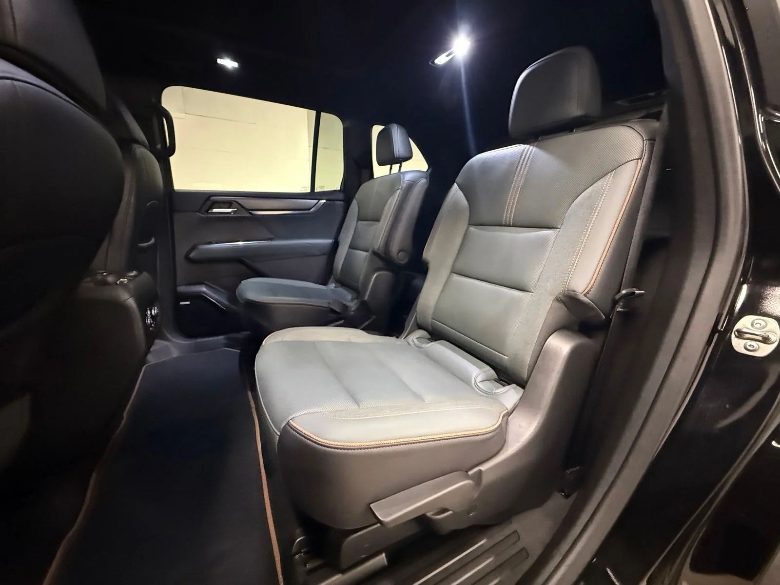 Used 2024 Black GMC AT4 image 21