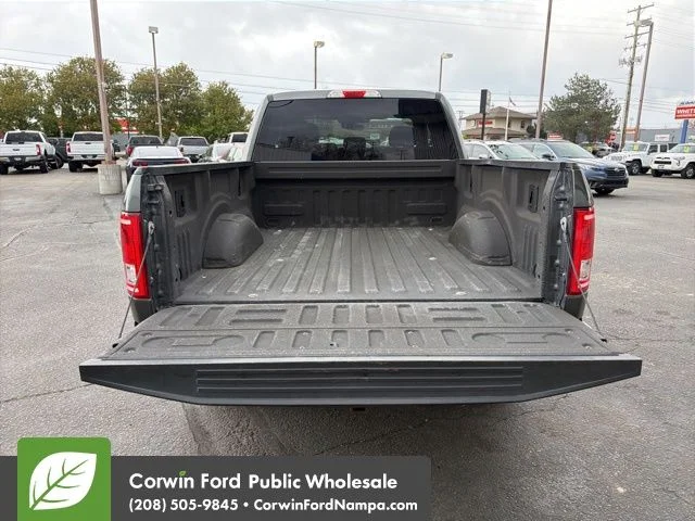Used 2016 Gray Ford XLT image 30