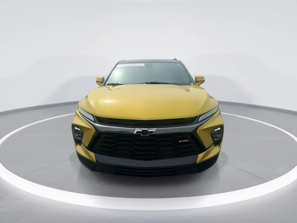 Used 2023 Yellow Chevrolet RS image 3