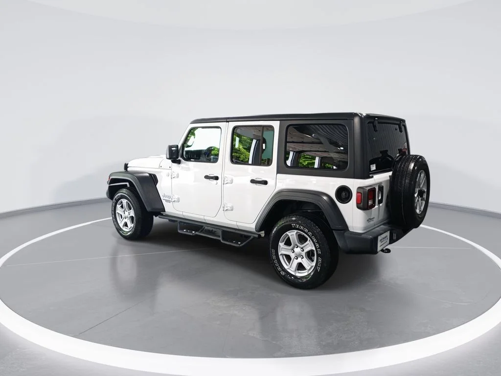 Used 2020 White Jeep Unlimited Sport S image 6