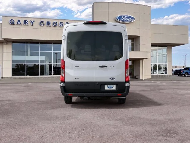 New 2027 Oxford White Ford Passenger Van XLT image 7