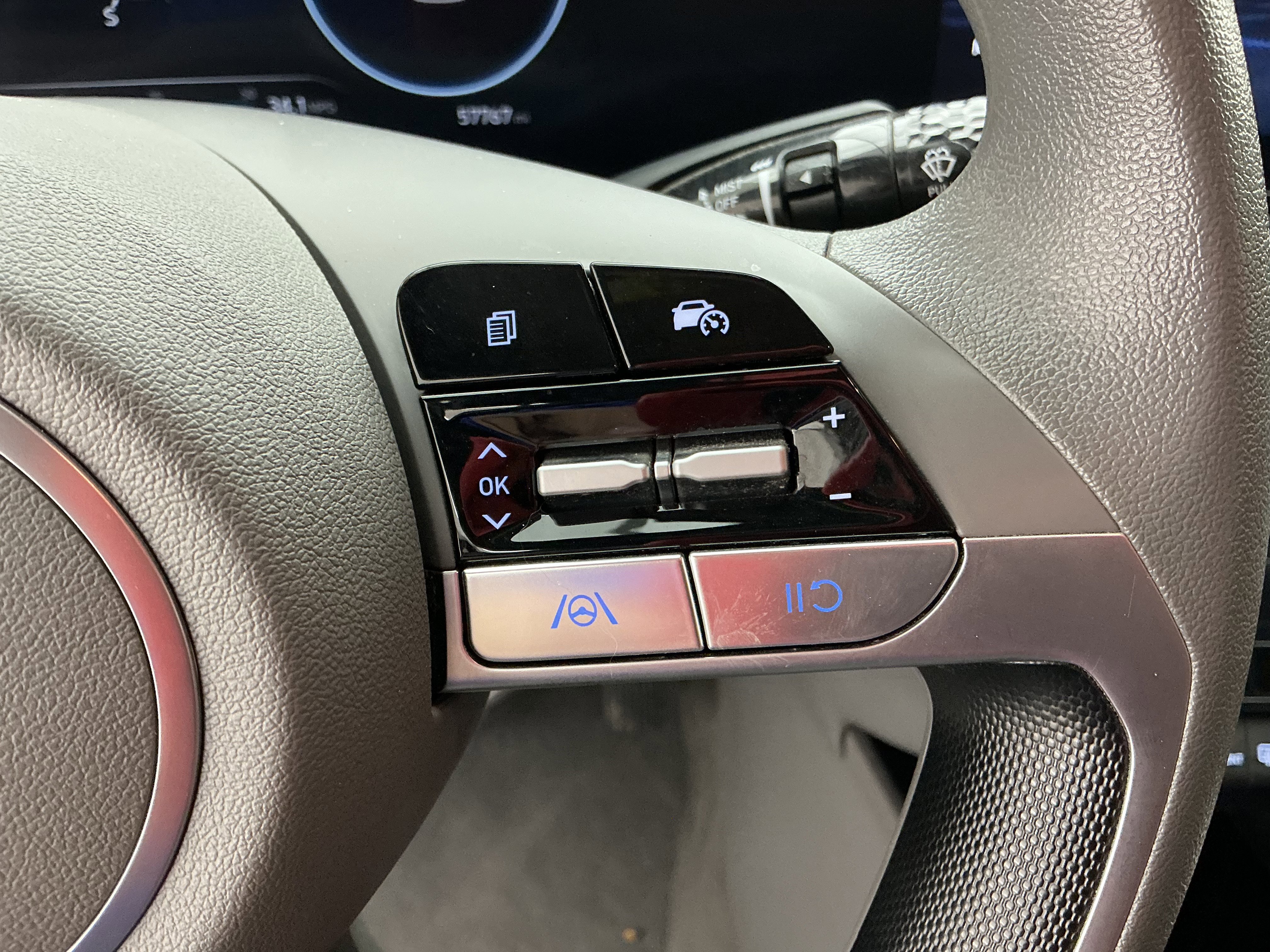 2024 Hyundai Elantra SEL - Photo 10