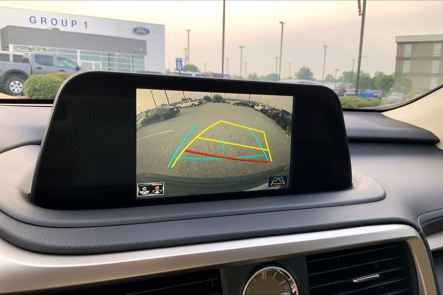 Used 2022 Nori Green Pearl Lexus  image 39