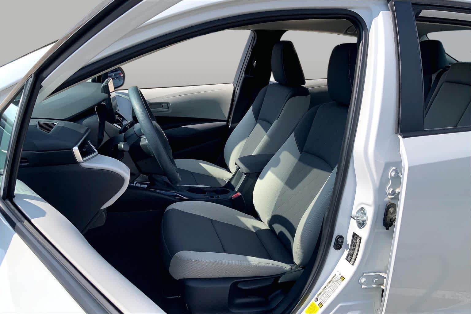 Pre-Owned 2024 Toyota Corolla LE