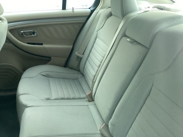 Used 2013 Oxford White Ford SE image 14