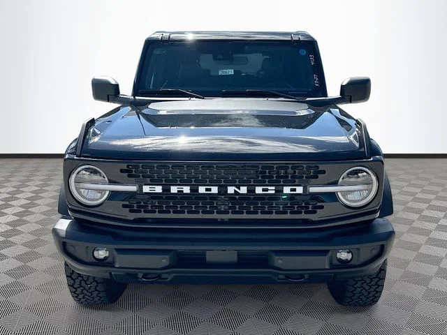 New 2026 Shadow Ford Outer Banks image 2