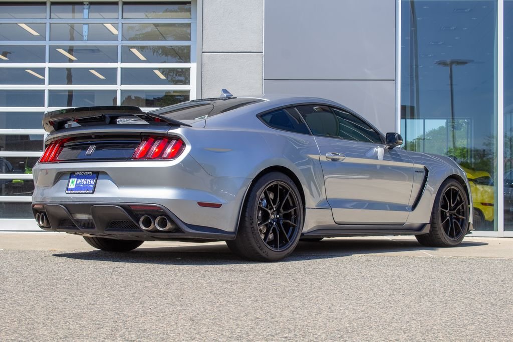 Used 2020 Iconic Silver Metallic Ford Shelby GT350 image 10