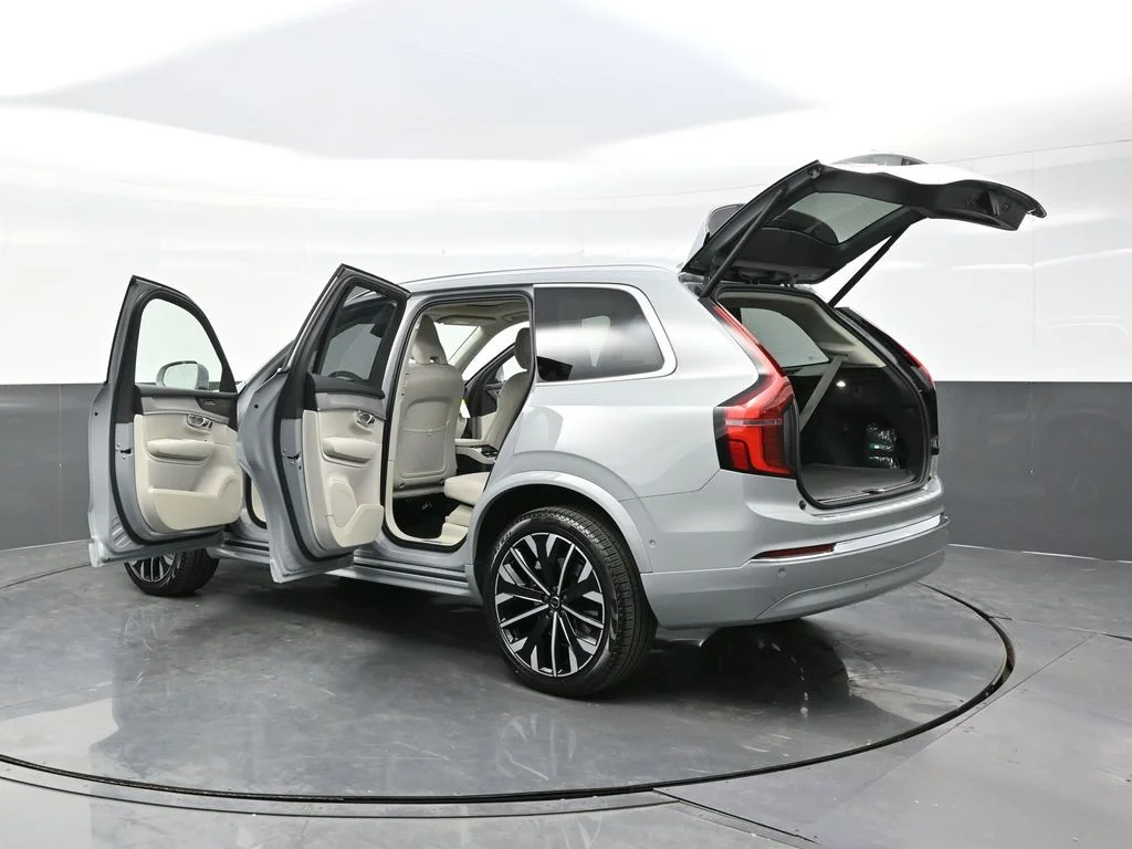 New 2026 Vapour Grey Volvo T8 Ultra image 32