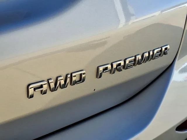 Used 2022 Silver Ice Metallic Chevrolet Premier image 24