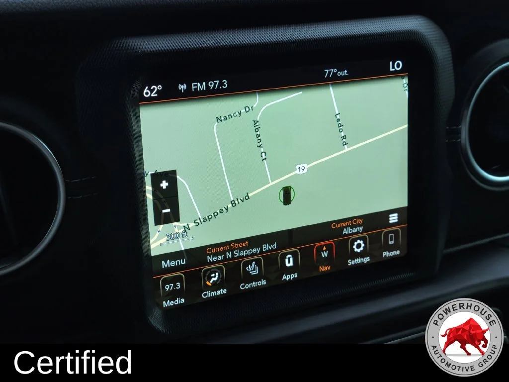 Used 2021 White Jeep Unlimited Sahara image 26