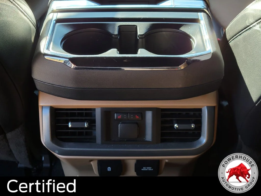 Used 2023 White Ford Lariat image 17