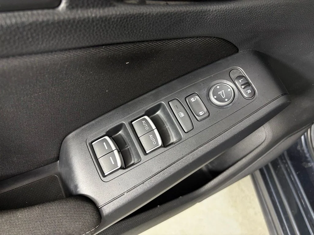 Used 2025 Gray Honda Sport image 17