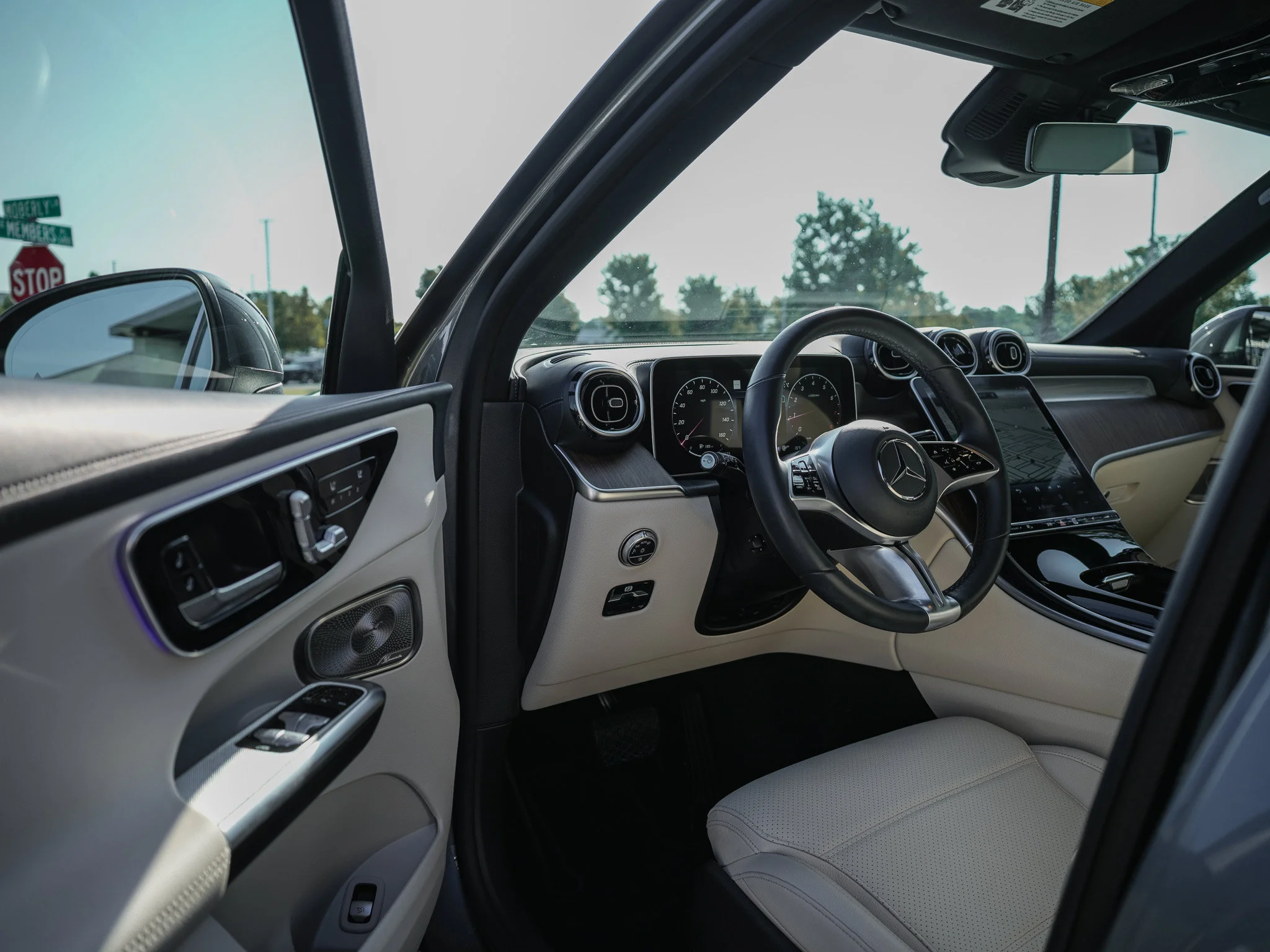 Certified Used 2023 Selenite Gray Metallic Mercedes-Benz GLC 300 image 15