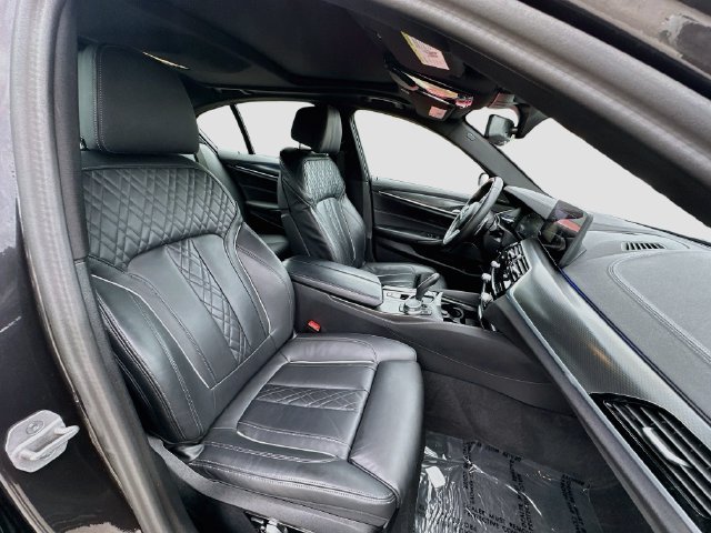 Used 2023 Gray BMW M550i xDrive image 31