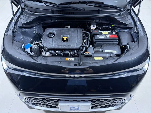 Used 2024 FUSION BLACK Kia LX image 12