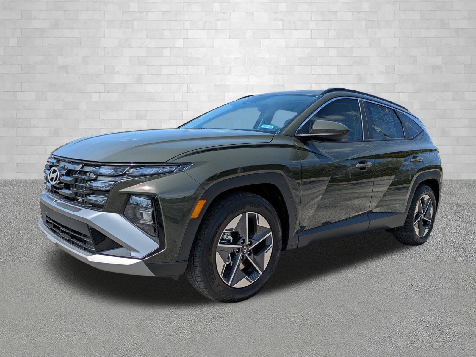 New 2026 Rockwood Green Hyundai SEL FWD image 5