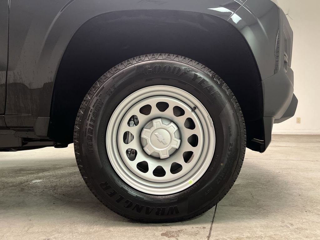2026 Chevrolet Colorado Work Truck - Photo 10