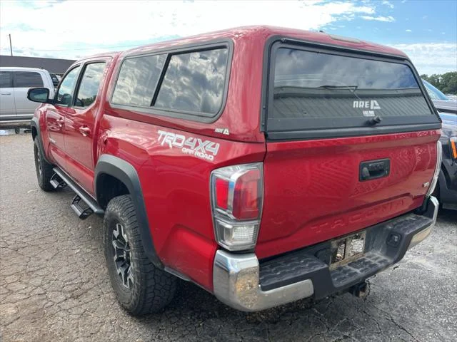 Certified Used 2023 BARCELONA RED MET. Toyota  image 4