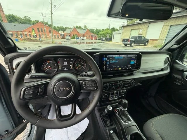 Used 2024 Gray Jeep Sport S image 16