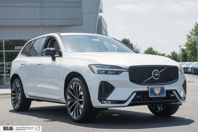 2026 Volvo XC60 B5 Ultra Dark AWD's photo