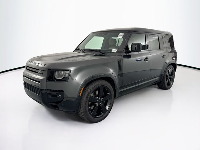 2026 Land Rover Defender 110 V8