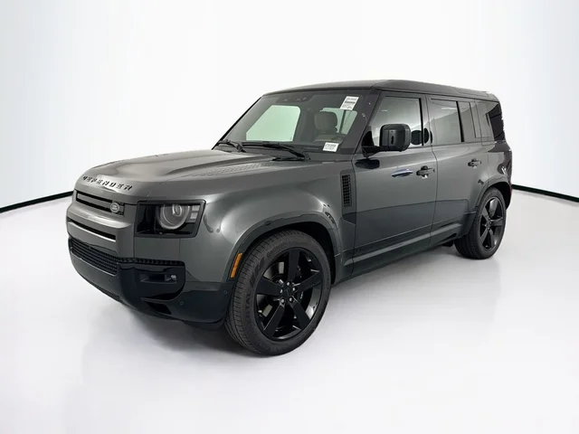 2026 Land Rover Defender 110 V8