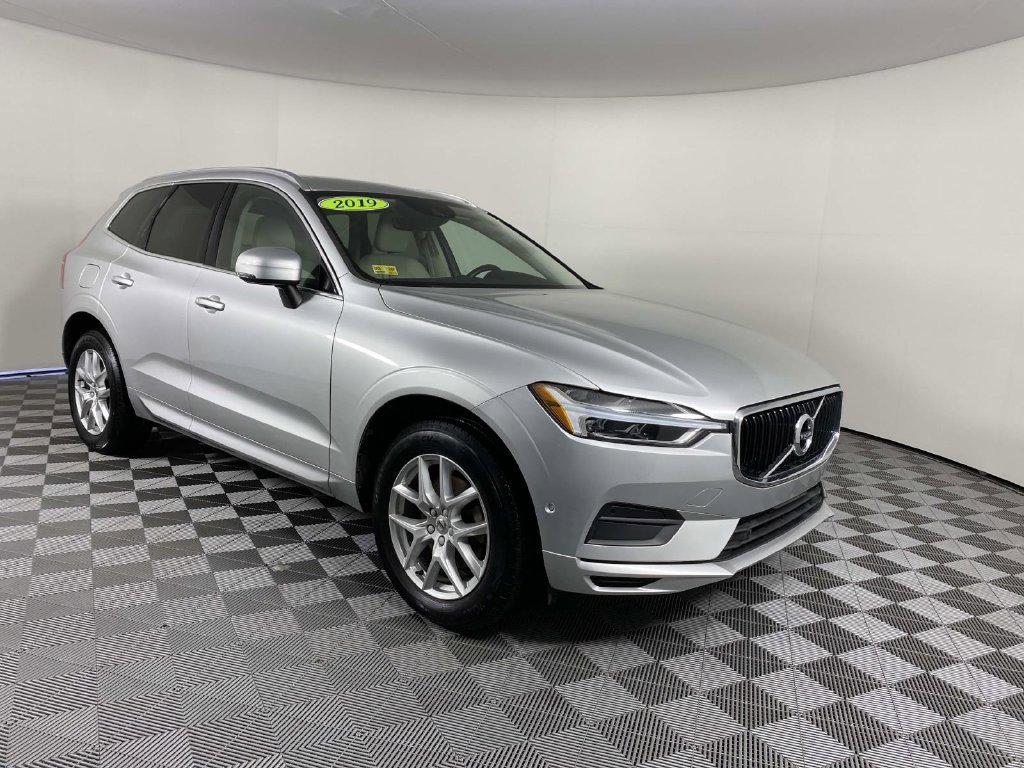 2019 Volvo XC60 Momentum