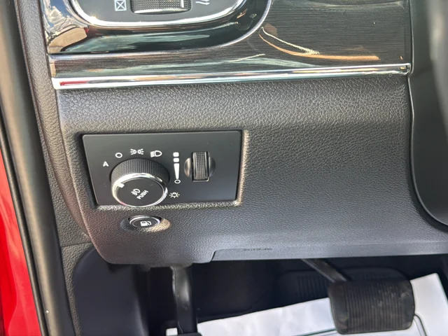 Used 2021 Red Jeep Trailhawk image 28