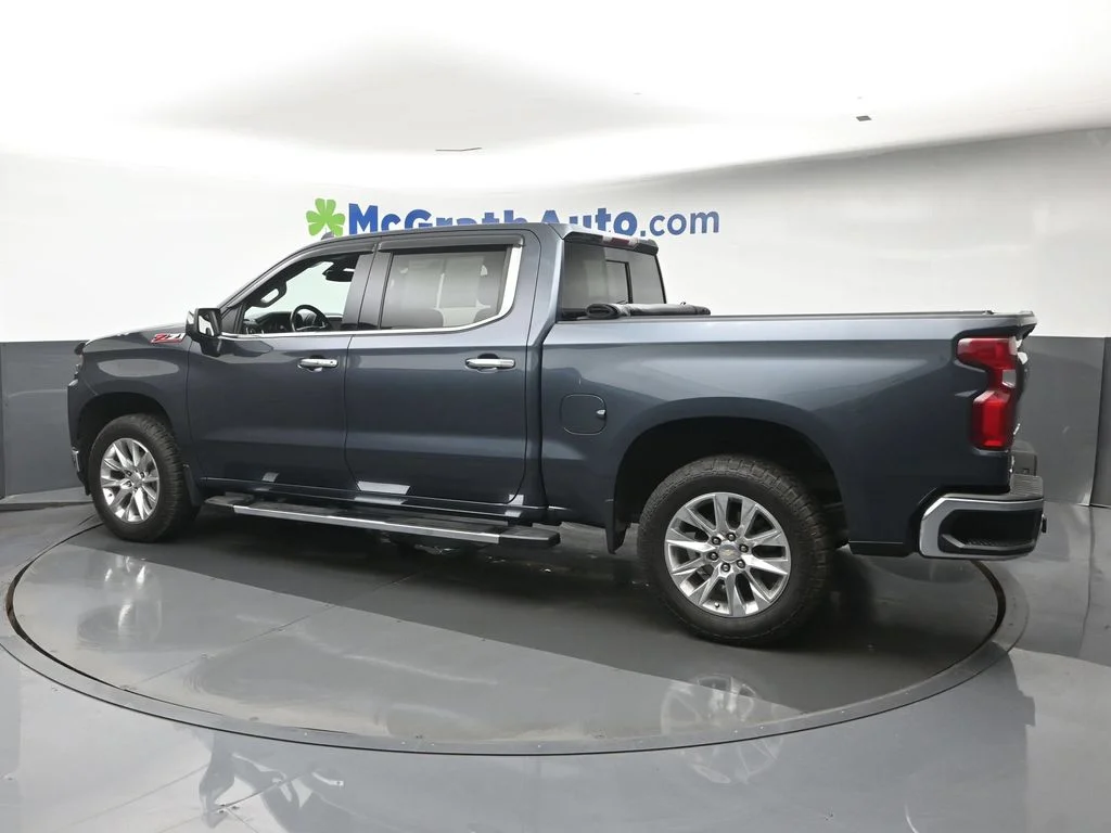 Used 2021 Gray Chevrolet LTZ image 26