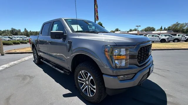 Used 2023 Gray Ford XL image 2